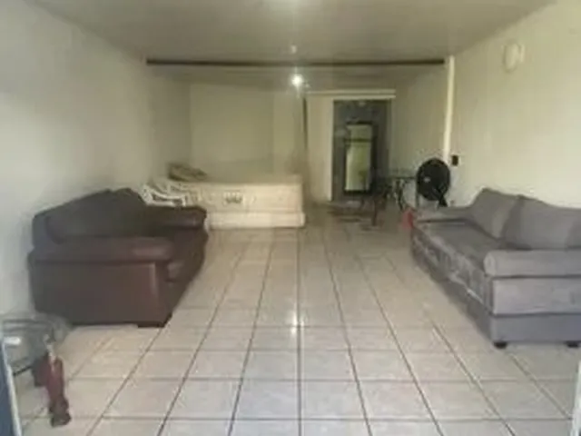 Imagem: Alugo Kitnet/ Sala Comercial no Bairro do