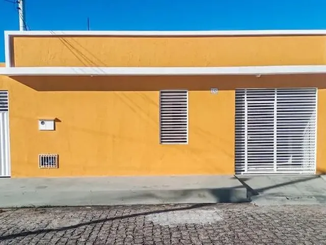 Imagem: Casa Espaçosa no Santarém