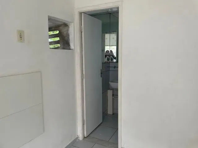 Imagem 2: Apartamento para Aluguel Tem 49 M² com 2 Quartos, com Móveis Planejados. Condomínio