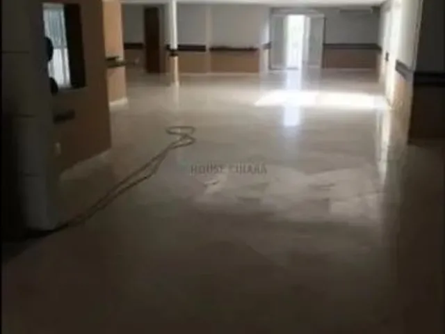Imagem: Alugo Salão Comercial/ Sobrado Jardim Cuiabá