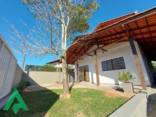 Imagem: Ótima Casa Semi Mobiliada, no Bairro Vila