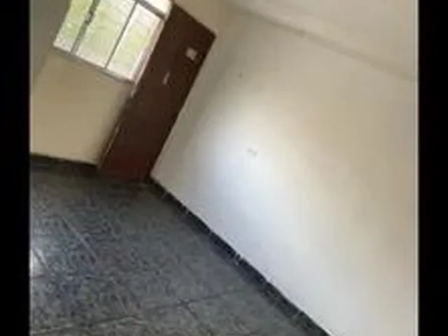 Imagem: O apartamento possui 2 Dormitórios, 1 Banheiro e está