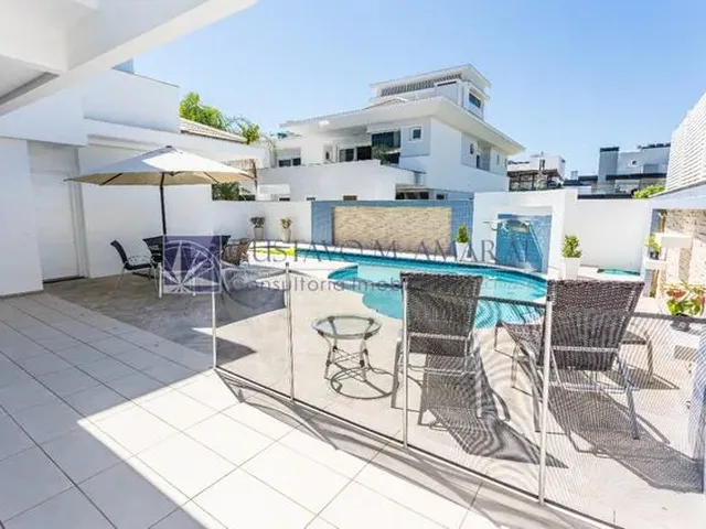 Imagem 9: Casa para Aluguel Possui 390 Metros Quadrados com 4 Quartos