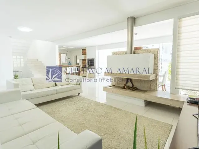 Imagem 11: Casa para Aluguel Possui 390 Metros Quadrados com 4 Quartos