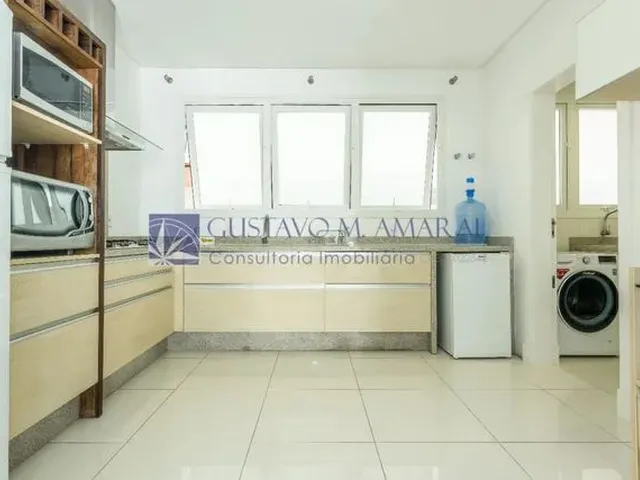 Imagem 3: Casa para Aluguel Possui 390 Metros Quadrados com 4 Quartos