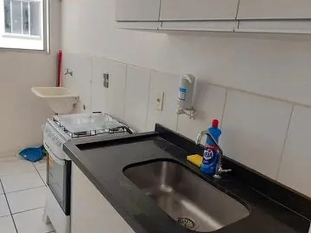 Imagem: O apartamento possui 2 Dormitórios, 1 Banheiro, 1 Vaga na