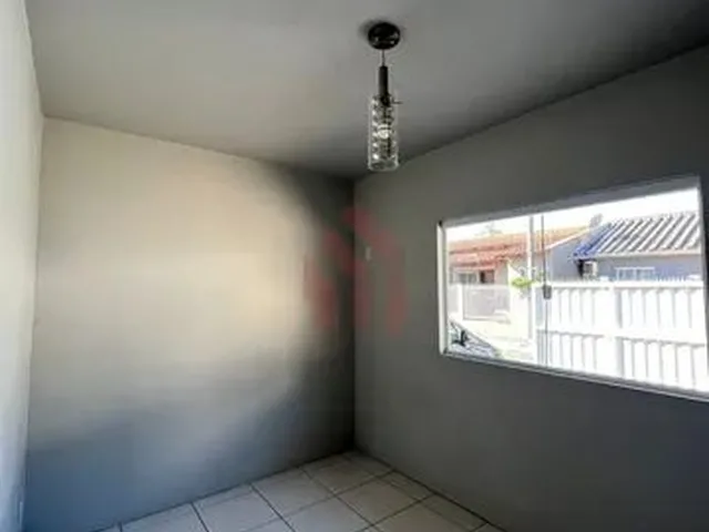 Imagem: Itajaí - Casa Padrão - Espinheiros