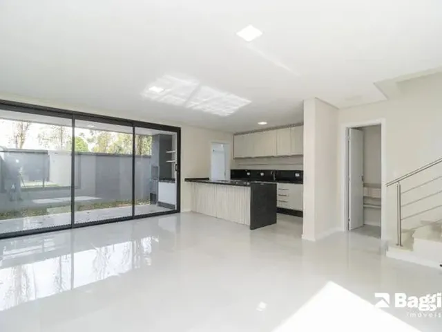 Imagem 11: Casa de 3 Quartos para Alugar no Bairro Campo Comprido