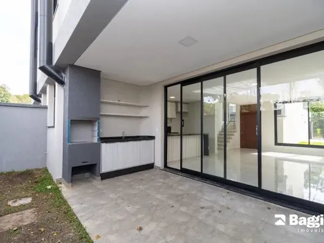 Imagem 10: Casa de 3 Quartos para Alugar no Bairro Campo Comprido
