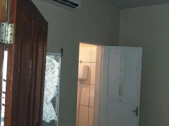 Imagem 4: Um Apartamento no Centenário com Central de Ar 12Mil Valor 750