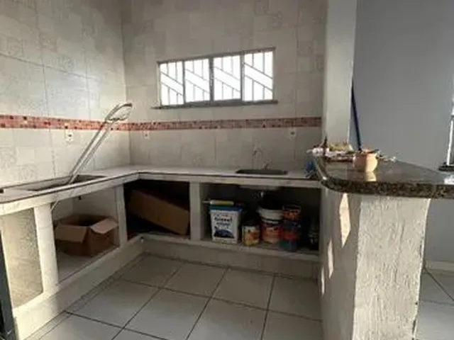 Imagem 3: Aluga-Se Casa no Centenário com 2 Quartos, Piscina, Sala e Cozinha Americana