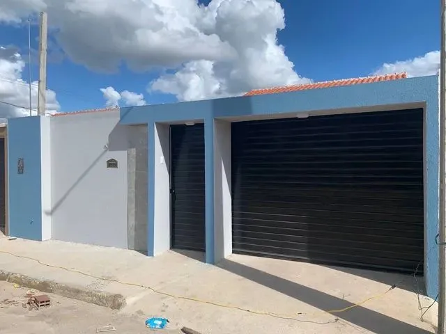 Imagem: A casa possui 2 Dormitórios, 1 Banheiro, Imóvel novo e