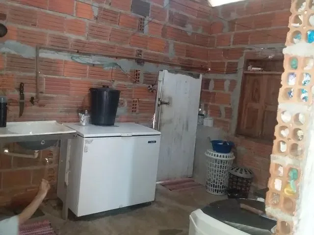 Imagem: A casa possui 2 Dormitórios, 1 Banheiro, Imóvel novo e
