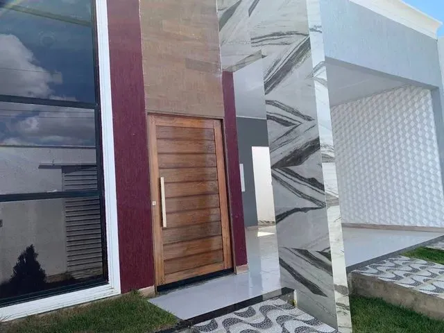Imagem: A casa possui 3 Dormitórios, 2 Banheiros, 168m² de Área,