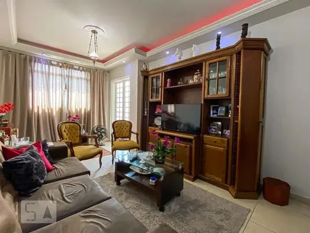 Imagem: Casa À Venda - Penha, 4 Quartos, 320 M2