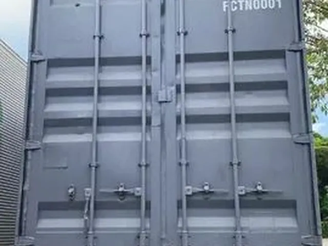 Imagem 2: Containers À Negociar