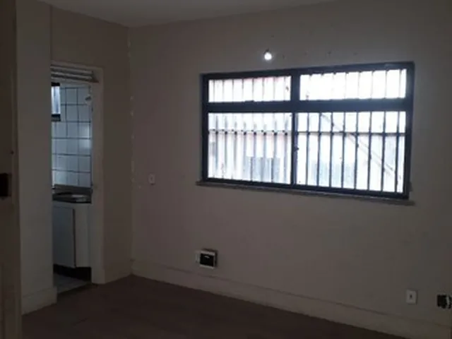 Imagem: Sala Comercial Bem Localizada