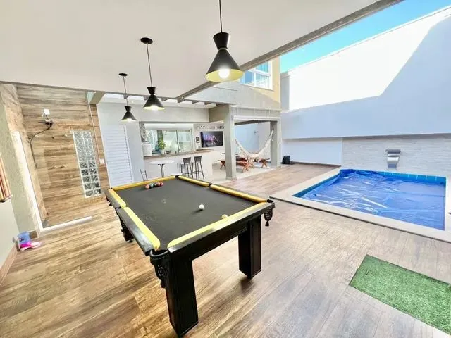 Imagem: Casa com 3 Dormitórios À Venda em Belo