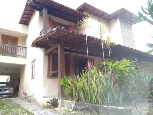 Imagem 1: Casa com 4 Dormitórios À Venda, 400 M² por R$ 890.000,00 - Piratininga - Niterói/Rj