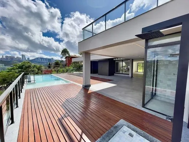 Imagem 6: Casa com 5 Dormitórios À Venda em Nova Lima