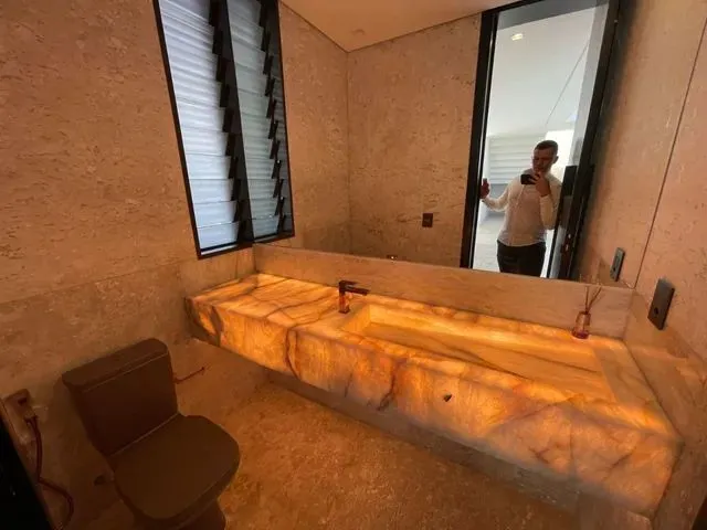 Imagem 8: Casa com 5 Dormitórios À Venda em Nova Lima