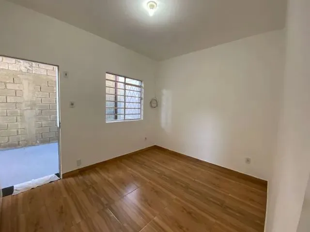Imagem: Belo Horizonte - Casa Padrão - Cachoeirinha