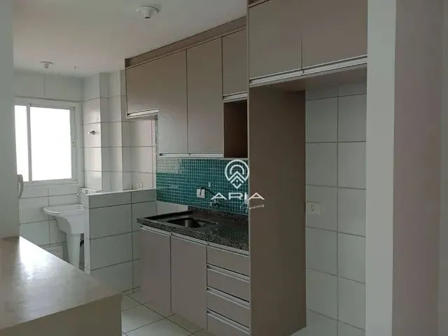 Imagem: Aluga - Apartamento com 3 Quartos - Champagnat