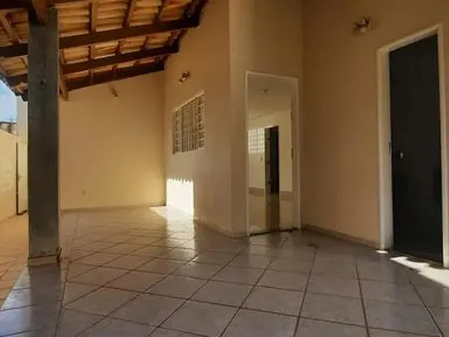 Imagem 13: Casa para Aluguel com 240 M² com 3 Quartos no Parque Amazônia, Goiânia-Go
