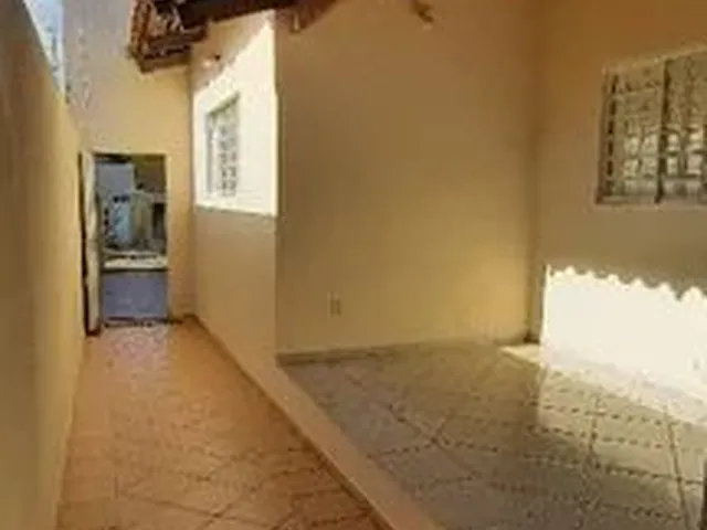 Imagem 5: Casa para Aluguel com 240 M² com 3 Quartos no Parque Amazônia, Goiânia-Go