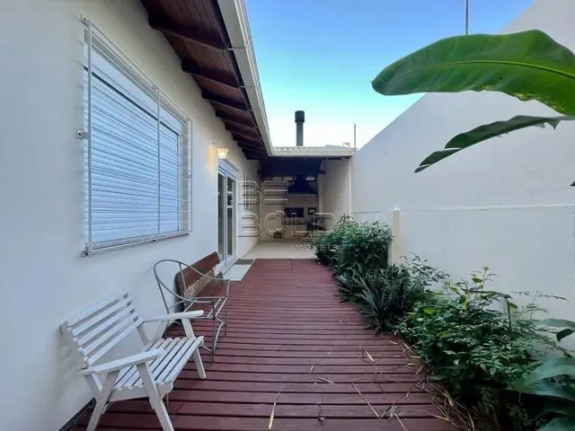 Imagem 14: Casa 4 Dormitórios em Coqueiros