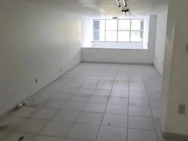 Imagem: Sala Comercial com 140 M no Bairro Centro