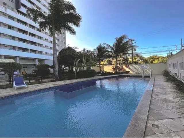 Imagem: O apartamento possui 2 Dormitórios, 1 Suíte, 2 Banheiros,