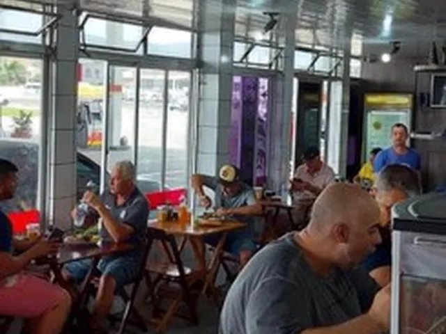 Imagem 7: Lanchonete Montada e com Clientela Fixa