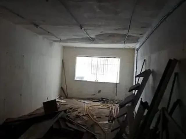 Imagem 7: Ponto Comercial À Venda / Rua Jorge Amado - 1º Andar
