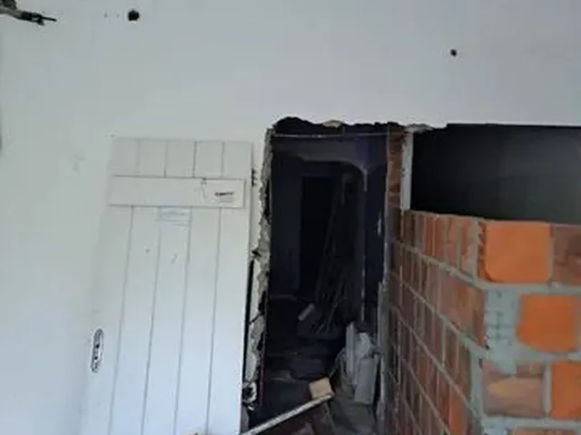 Imagem 11: Ponto Comercial À Venda / Rua Jorge Amado - 1º Andar