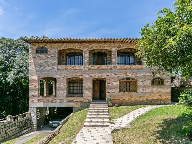 Imagem: Casa com 5 Quartos, 384M², À Venda em