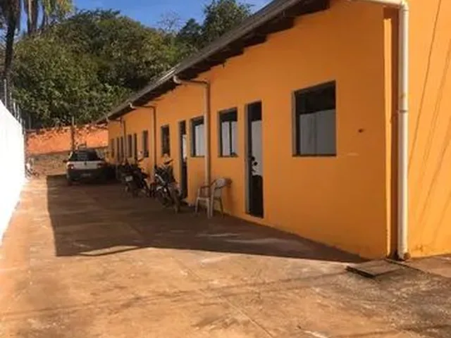 Imagem 1: Vendo 8 Kitnets Casa com 5 dormitórios