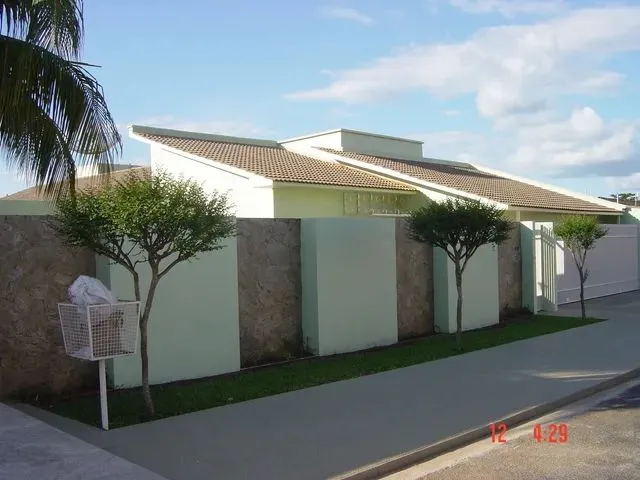 Imagem: Alugo Casa para Atividade Comercial - Próximo