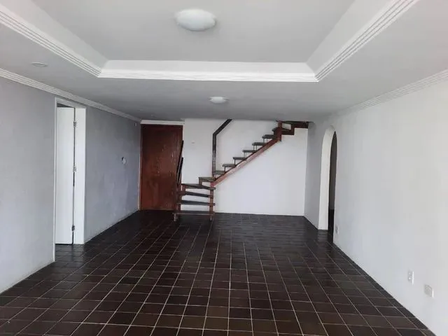 Imagem 16: Emília Lopes Casa com 5 dormitórios