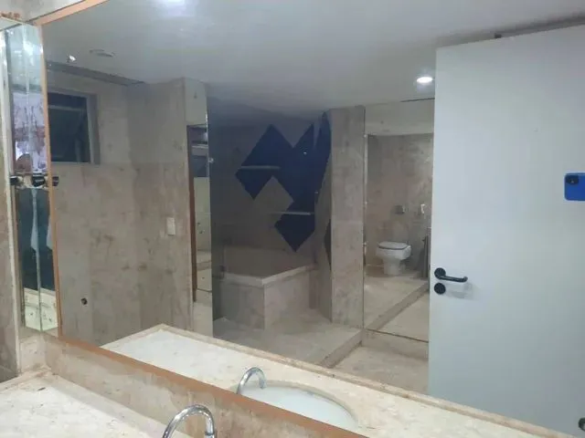 Imagem 2: Emília Lopes Casa com 5 dormitórios