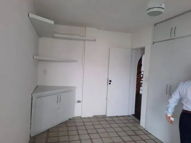 Imagem 4: Emília Lopes Casa com 5 dormitórios