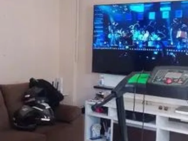 Imagem: O apartamento possui 2 Dormitórios, 1 Banheiro, 1 Vaga na