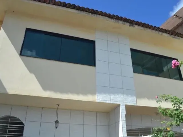 Imagem 1: Alugo Casa no Centro do Cabo 52M2