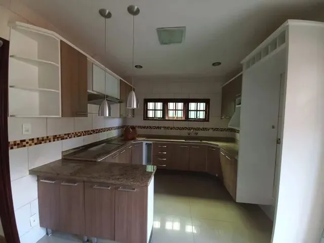 Imagem 10: Casa Itamaraty - 2 Quartos com Garagem R$ 2.100,00