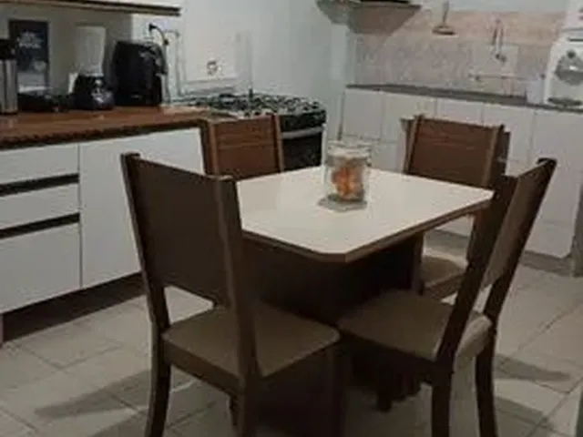 Imagem: Quarto para Alugar (Estudante Universitário