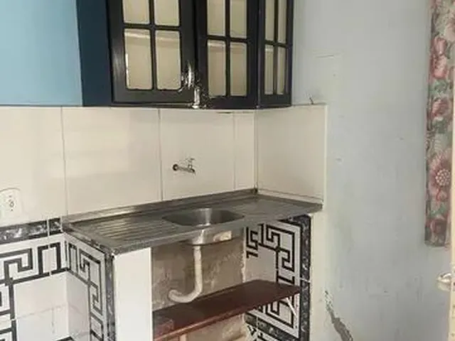 Imagem 3: Aluga - Se Quarto Grande com Banheiro na Candangolândia