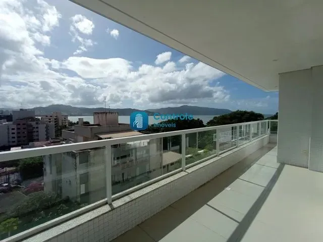 Imagem 1: Superconfortável Apartamento de 151 M2, 4 Vagas Cobertas e Vista Mar, em Coqueiros