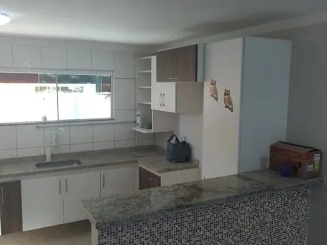 Imagem: A casa possui 4 Dormitórios, 2 Suítes, 4 Banheiros, 4