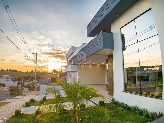Imagem: Casa Térrea Alto Padrão - Condomínio