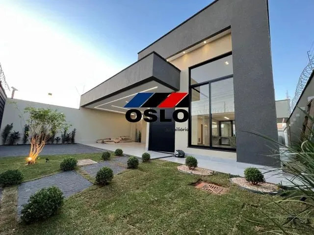 Imagem: A casa possui 4 Dormitórios, 3 Suítes, 4 Banheiros, 4